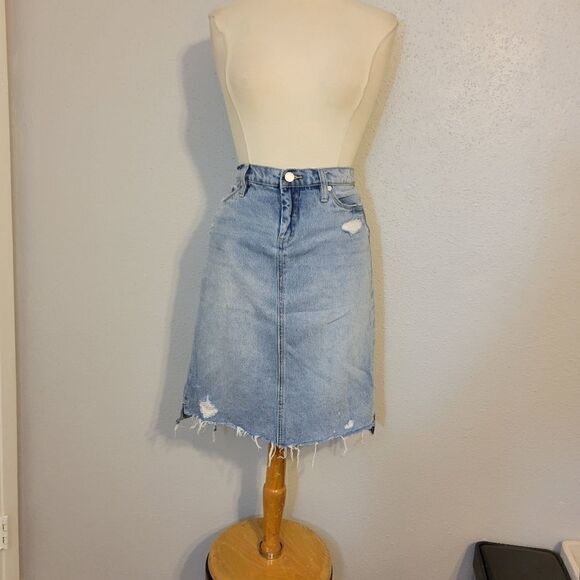 Blank NYC Denim Faithful Big Reveal Skirt Sz 28 Distressed - Picture 3 of 10